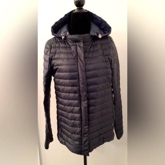 Geox Jackets & Blazers - GEOX Respira Navy Down Jacket w Hood - US 6 - AS NEW!